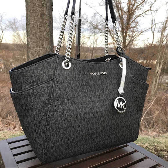 michael kors monogram bag